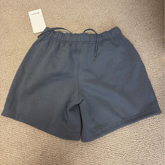 Lululemon Athletica Gray Athletic Shorts for Performance Size S - Picture 2 of 3